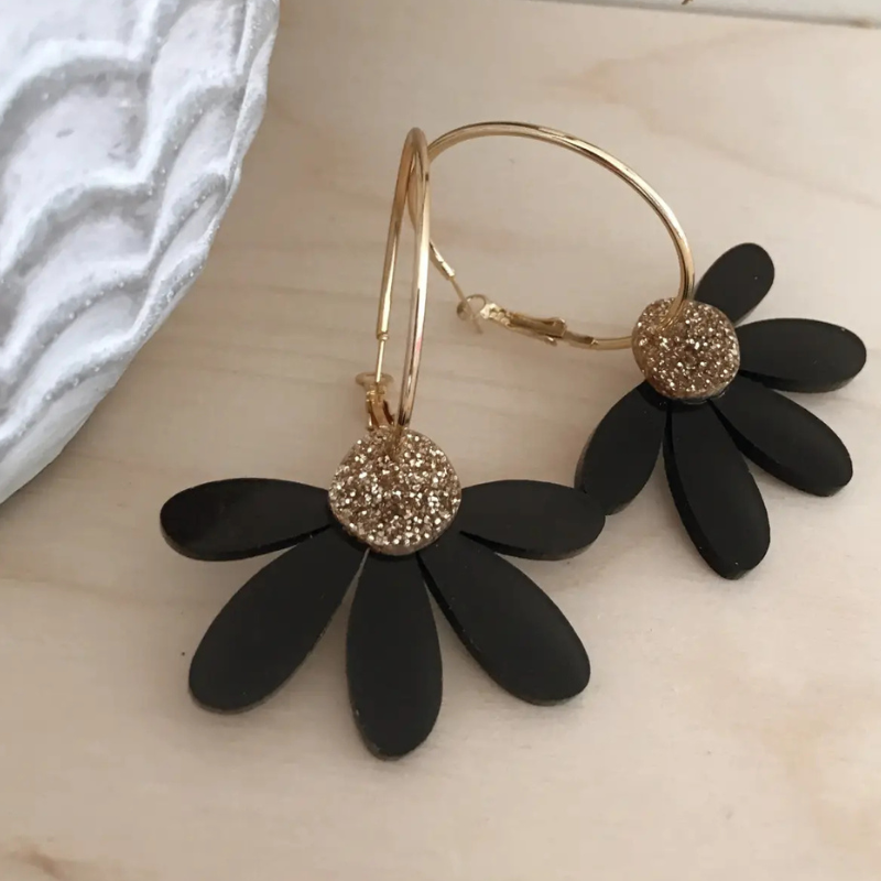 Jumbo Daisy Hoop Black