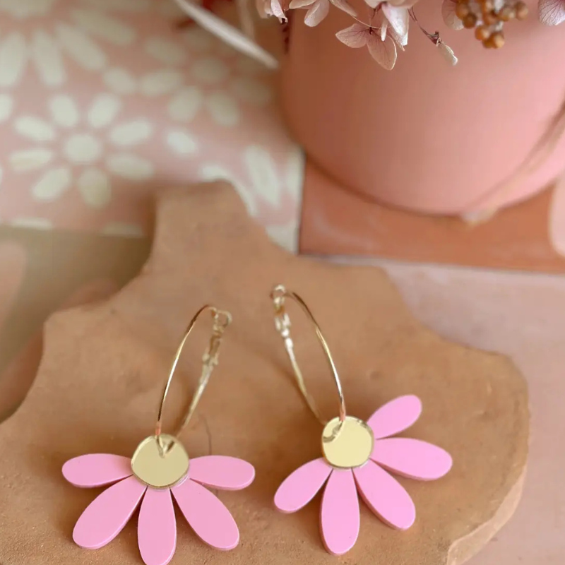 Jumbo Daisy Hoop Pink