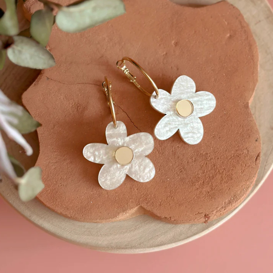 Bella Hoop Cream Swirl