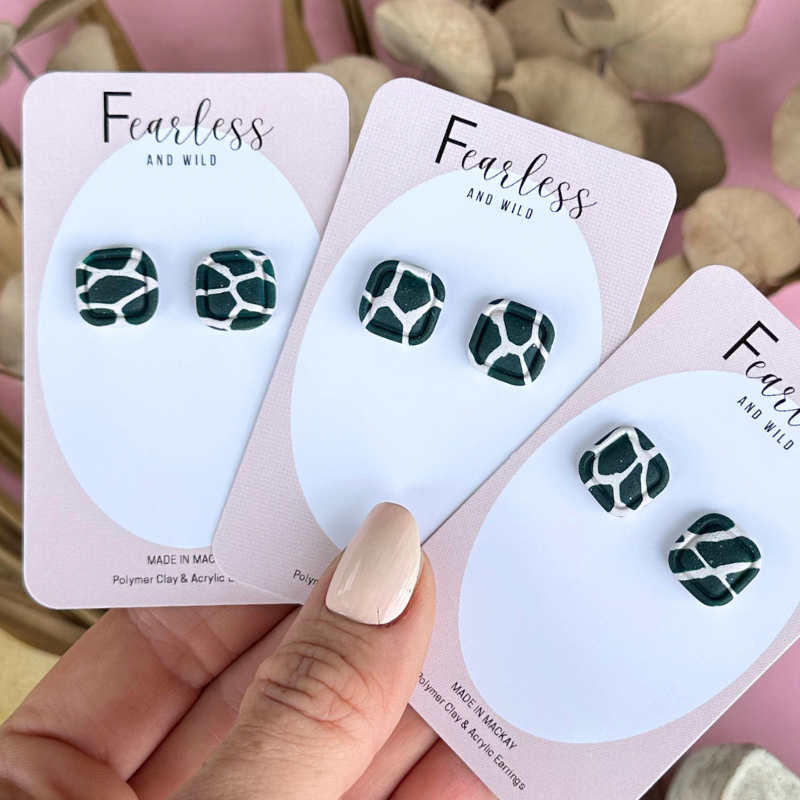 Square Forest Green Stud