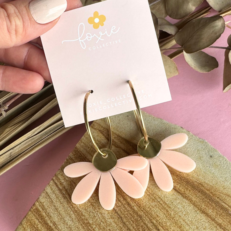 Jumbo Daisy Hoop Peach