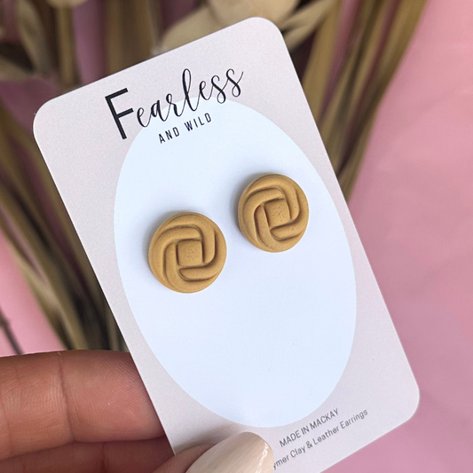 Round Stud Mustard Knot