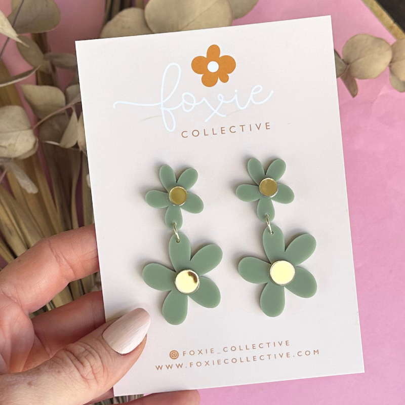 Double Daisy Dangles Sage