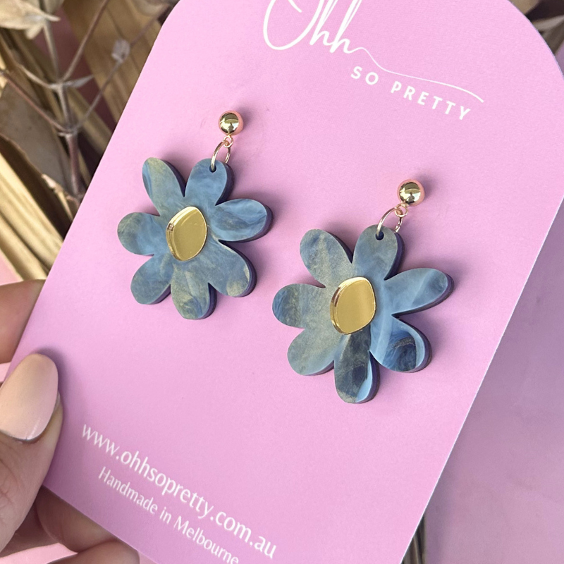 Azure Daisy Acrylic