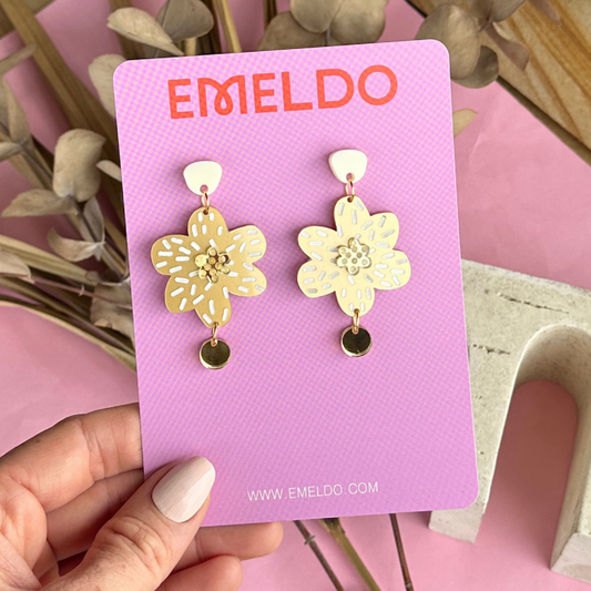 Beth Blooms Gold