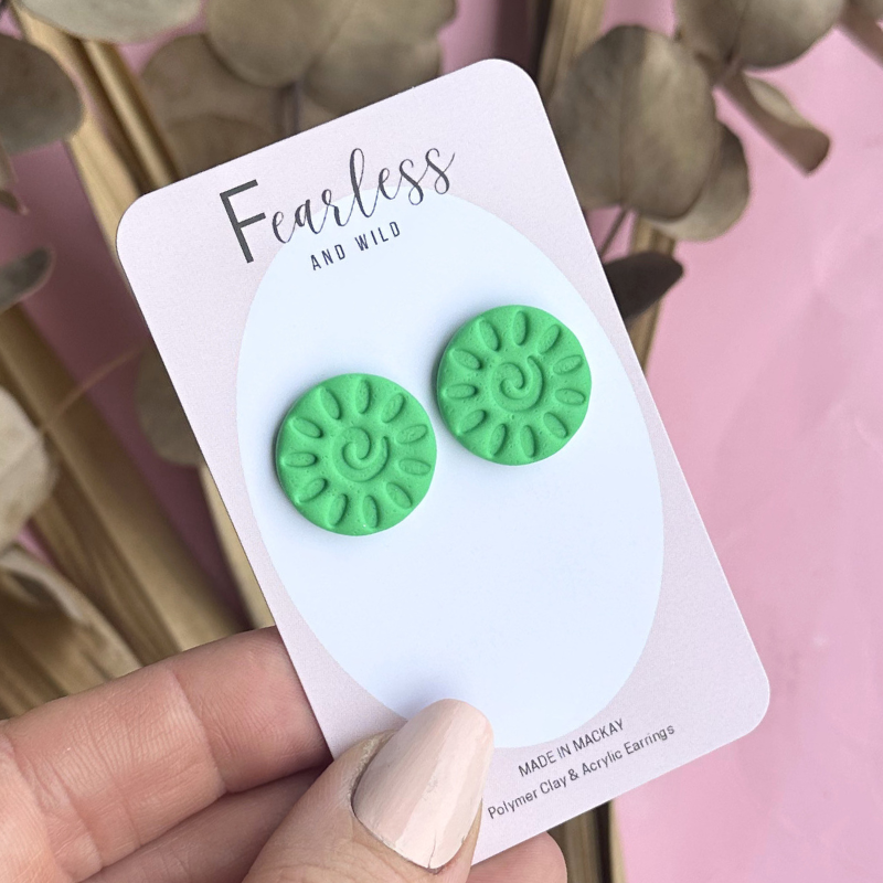 Alexia Statement Stud Parakeet