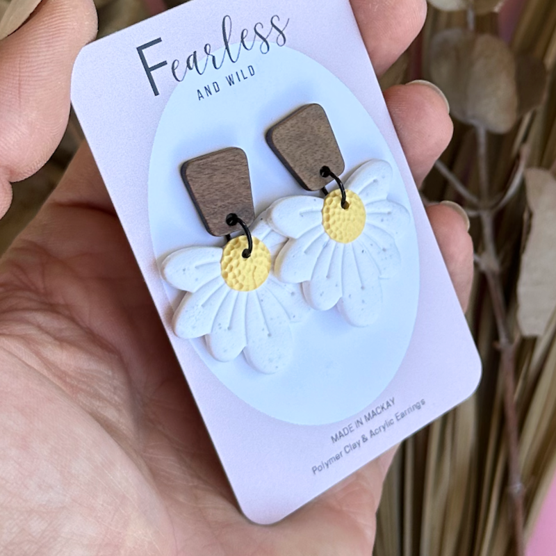 Daisy Drop White