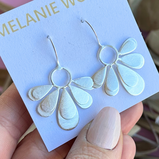 Silver Wash Flower Drop
