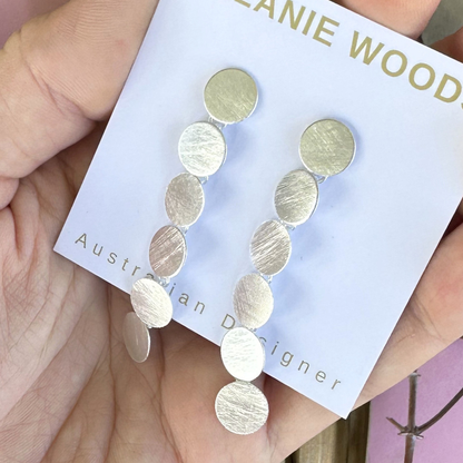 Silver Wash Motif Long Drop