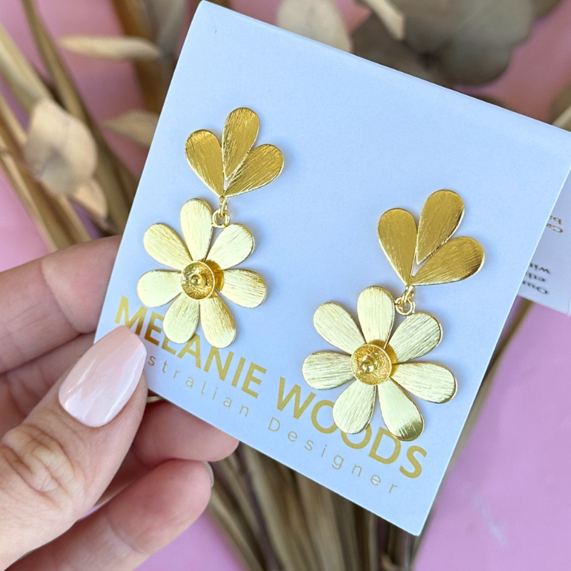 Gold Daisy Long Drop