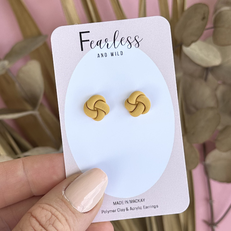 Mustard Knot Stud