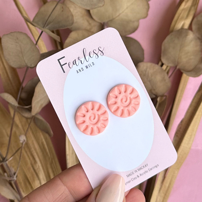 Alexia Statement Stud Soft Apricot