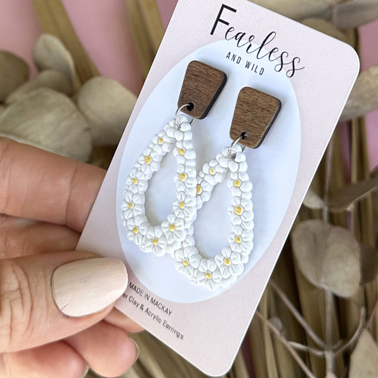 White Cluster Flower Teardrop