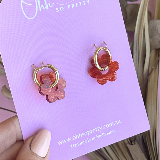 Amber Swirl Daisy Hoop Acrylic