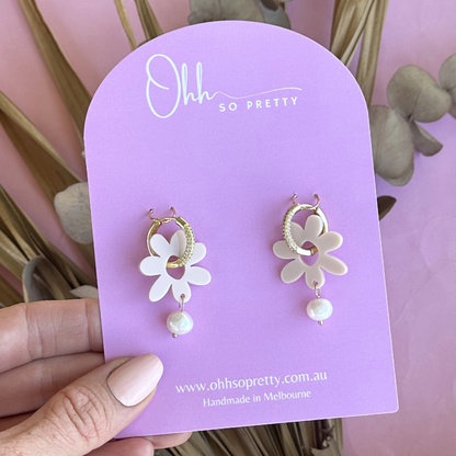 Nude Daisy Pearl Hoop Acrylic