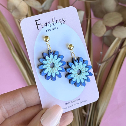 Tina Daisy Blue Acrylic