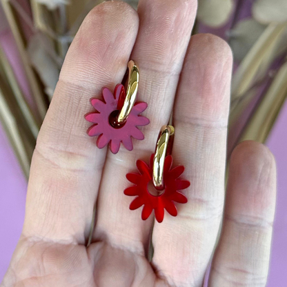 Tudy Red Daisy Hoop Acrylic