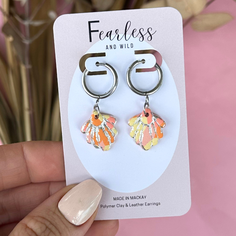 Daisy Petal Goldie Huggies