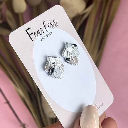 Daisy Petal Misty Mocha Stud