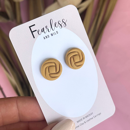 Round Stud Mustard Knot